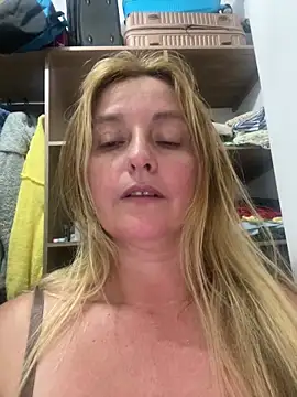 moniquerainx online show from March 2026 03:18:01 AM