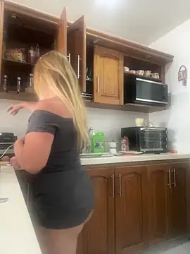 moniquerainx online show from March 2026 03:21:02 PM