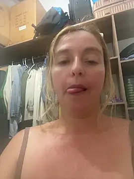 moniquerainx online show from February 2026 03:06:01 AM