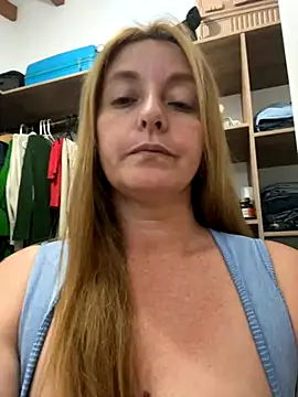 moniquerainx online show from September 2025 10:26:01 PM