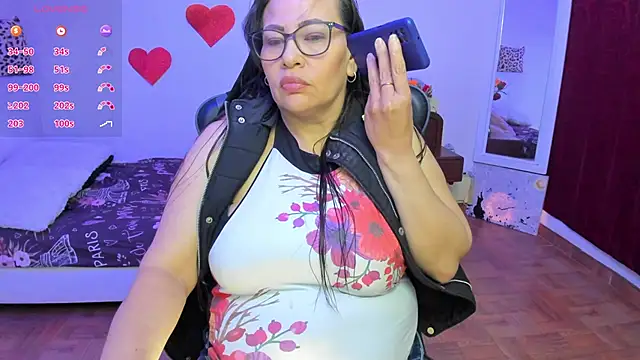 esmeralda milf online show from March 2026 08:19:01 PM