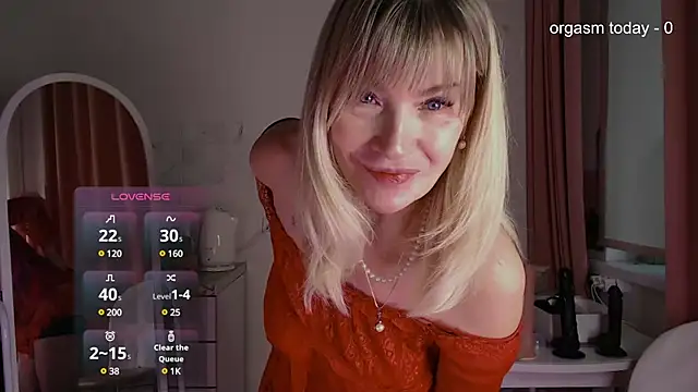 JuliaVilnet online show from February 2025 05:12:02 AM