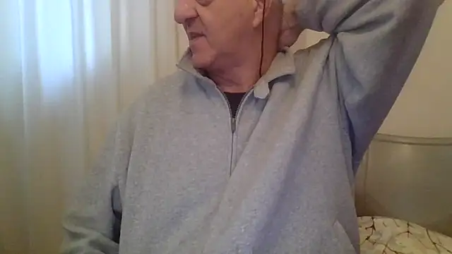 ANONIMO7735 online show from February 2026 07:39:01 AM