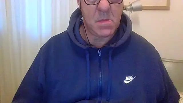 Snapshot of ANONIMO7735 chatting on October 2025 05:18:02 AM ANONIMO7735 online show from October 2025 05:18:02 AM