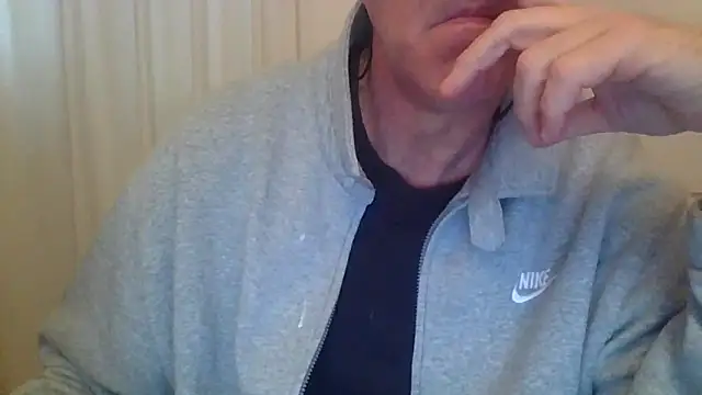 ANONIMO7735 online show from April 2026 04:55:02 PM