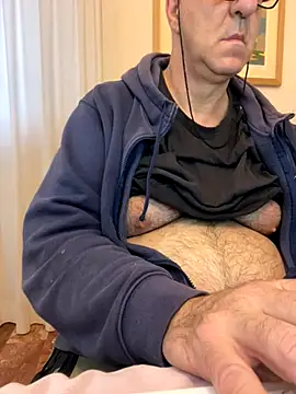 Snapshot of ANONIMO7735 chatting on November 2025 06:35:02 AM ANONIMO7735 online show from November 2025 06:35:02 AM