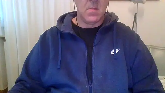 ANONIMO7735 online show from October 2025 05:20:01 AM