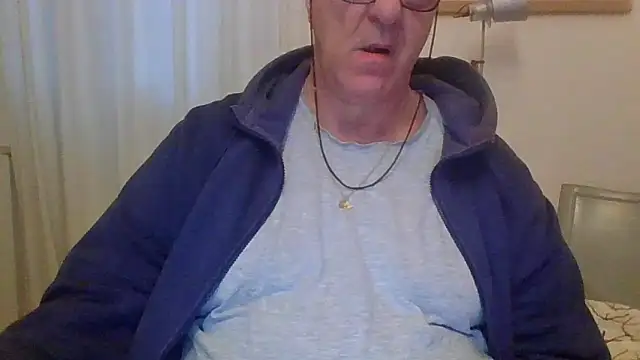 Snapshot of ANONIMO7735 chatting on October 2025 05:18:02 AM ANONIMO7735 online show from October 2025 05:18:02 AM