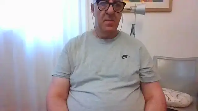 Snapshot of ANONIMO7735 chatting on June 2026 05:13:01 AM ANONIMO7735 online show from June 2026 05:13:01 AM