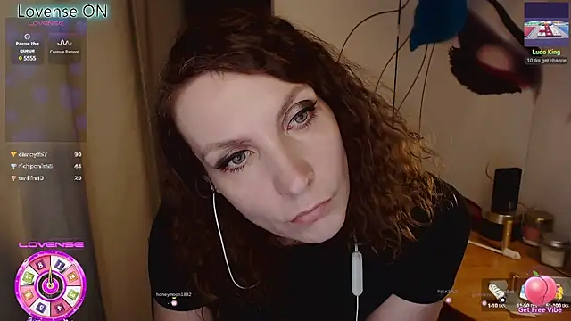 JohansonKatie online show from February 2025 05:51:01 PM