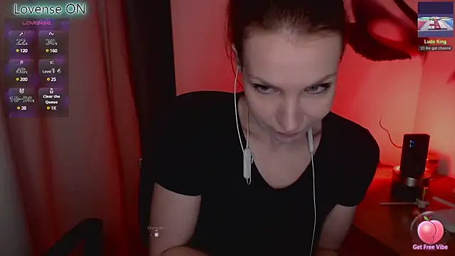 JohansonKatie online show from February 2025 02:20:01 AM