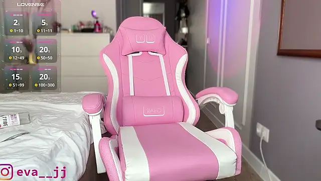 Eva JJ online show from March 2026 05:08:02 AM