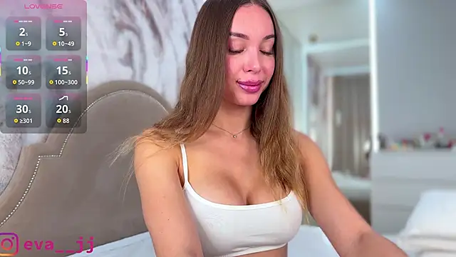 Snapshot of Eva_JJ chatting on October 2025 03:30:02 AM Eva JJ online show from October 2025 03:30:02 AM