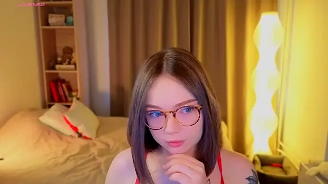 MilenaSaint online show from April 2026 03:46:02 AM