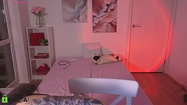 MilenaSaint online show from October 2025 04:20:02 AM