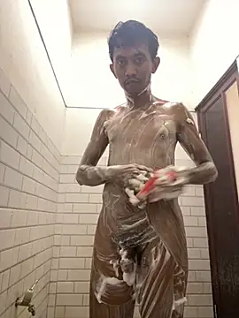 Snapshot of ditiya18 chatting on December 2024 04:33:02 AM ditiya18 online show from December 2024 04:33:02 AM