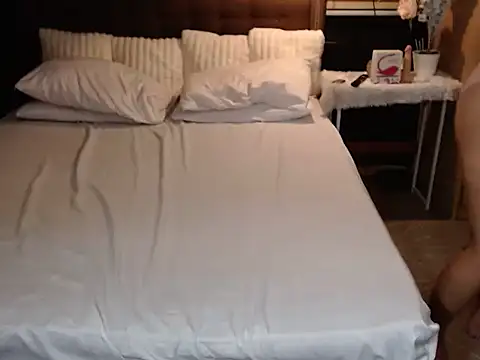 xheavenlytrans online show from December 2025 12:59:02 PM