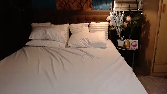 xheavenlytrans online show from November 2025 12:47:01 AM