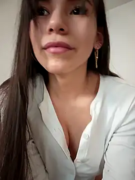 LalieFR online show from February 2026 11:31:02 AM