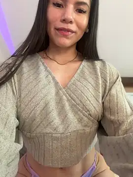 LalieFR online show from April 2026 11:04:01 AM