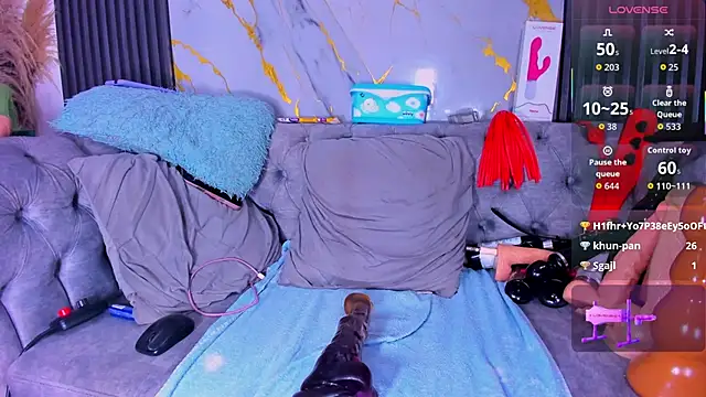 dailly hot online show from December 2025 06:27:01 AM