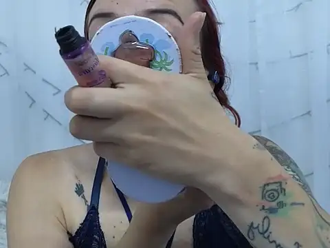 ninaa fox online show from April 2026 04:52:01 PM