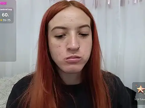 Snapshot of ninaa_fox chatting on October 2025 02:25:02 PM ninaa fox online show from October 2025 02:25:02 PM