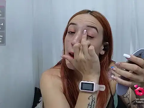 Snapshot of ninaa_fox chatting on November 2025 04:21:02 PM ninaa fox online show from November 2025 04:21:02 PM