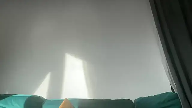 Snapshot of Iris_cherry chatting on November 2025 07:00:02 AM Iris cherry online show from November 2025 07:00:02 AM