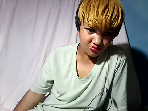 AVRILA online show from October 2025 06:07:02 AM