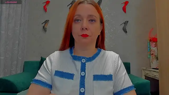 emilianna666 online show from October 2025 08:38:01 AM