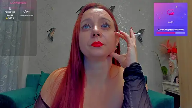 emilianna666 online show from November 2025 02:06:02 PM