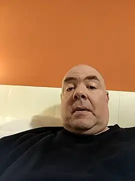 brian4300 online show from January 2026 02:13:01 PM