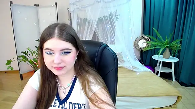 NicoleFoxery online show from March 2025 06:23:01 PM