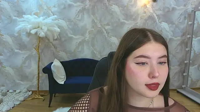 NicoleFoxery online show from September 2025 06:25:01 PM