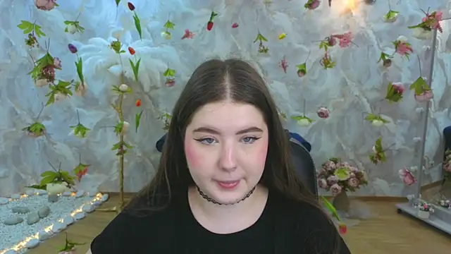 NicoleFoxery online show from March 2026 06:20:01 PM