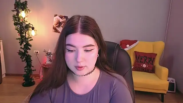 NicoleFoxery online show from December 2025 06:24:01 PM