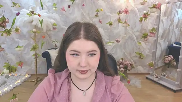 NicoleFoxery online show from June 2026 06:24:01 PM