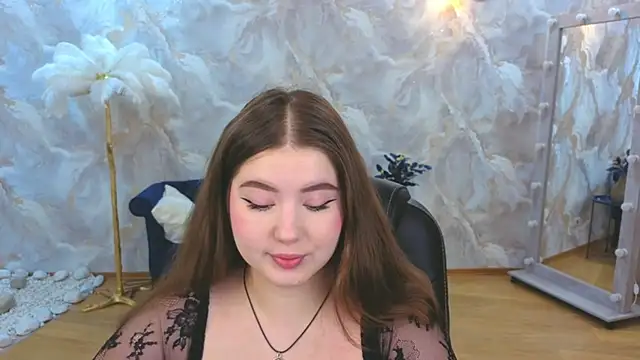 NicoleFoxery online show from November 2025 06:19:02 PM