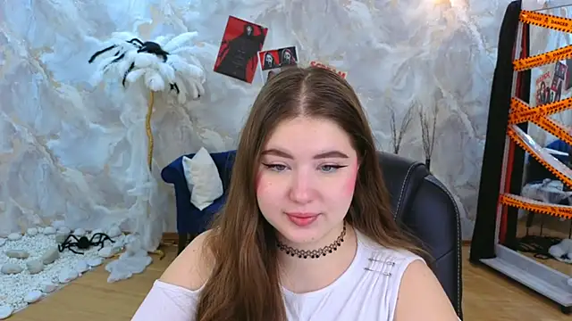 NicoleFoxery online show from November 2025 06:24:02 PM