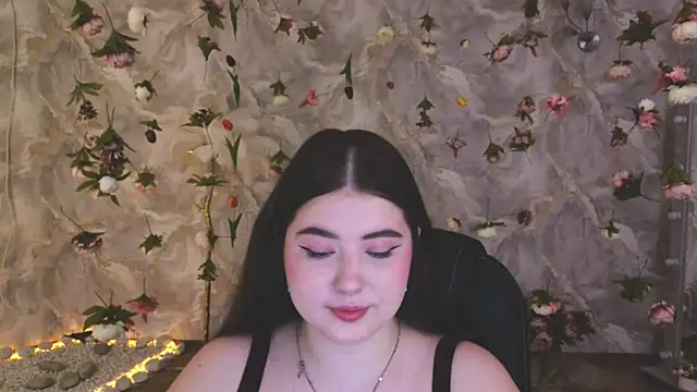 NicoleFoxery online show from March 2026 06:58:01 PM