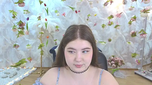 NicoleFoxery online show from May 2026 06:19:02 PM