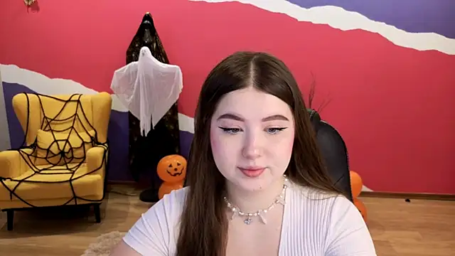 NicoleFoxery online show from October 2025 06:19:02 PM