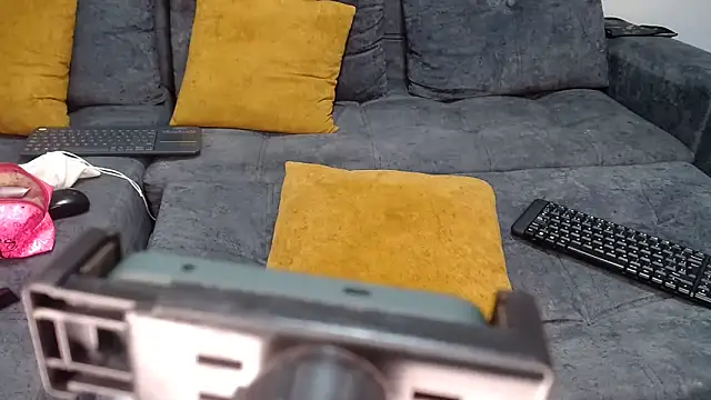 Snapshot of kamila-diablita chatting on February 2025 05:16:02 PM kamila-diablita online show from February 2025 05:16:02 PM