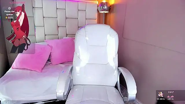 karoline 18 online show from November 2025 12:53:02 PM