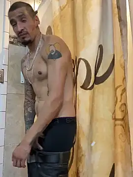 Prettyboiflaco online show from February 2025 07:22:01 AM