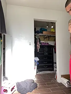 Prettyboiflaco online show from February 2025 04:27:01 PM