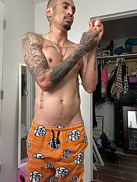 Prettyboiflaco online show from February 2025 03:20:02 PM