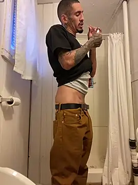 Prettyboiflaco online show from March 2025 01:02:01 AM