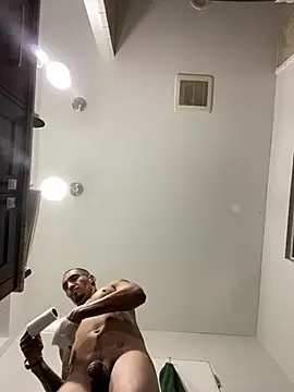 Prettyboiflaco online show from February 2025 09:01:02 AM